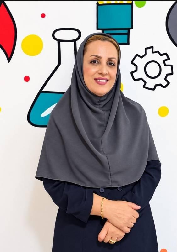 منصوره دیاستار